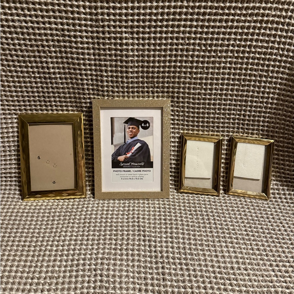 Gold Photo Frame Set